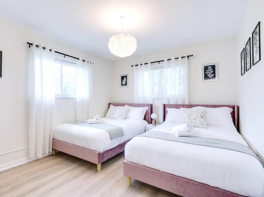 Modern Spacious 5-Bedroom Home With Pool Hollywood Luaran gambar
